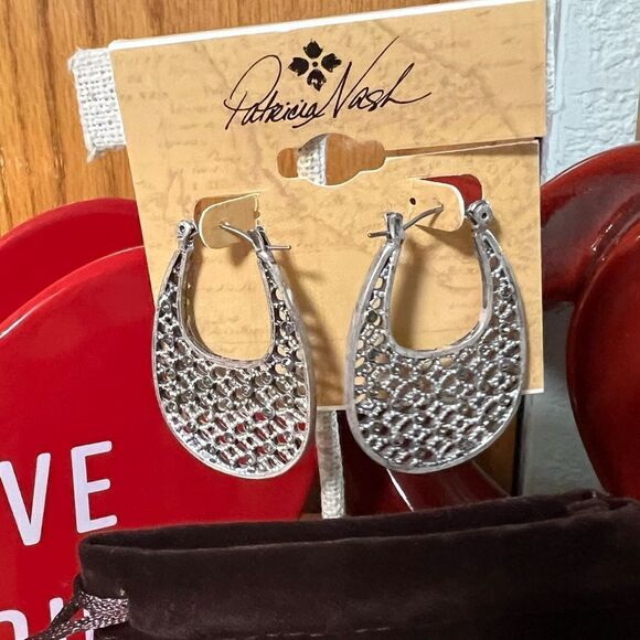 NWT Patricia Nash Silver Hoop Earrings #PNER - Picture 2 of 4